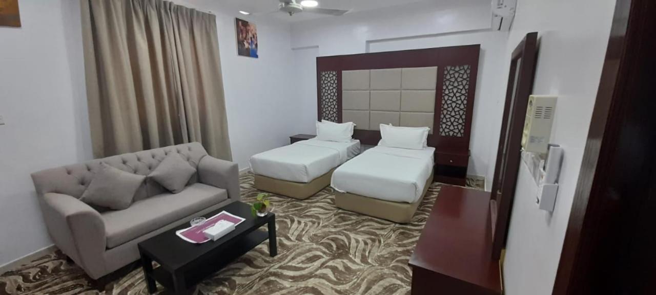 Hotel Al Farhan Dumah Al Jandal Dawmat al-Jandal Esterno foto
